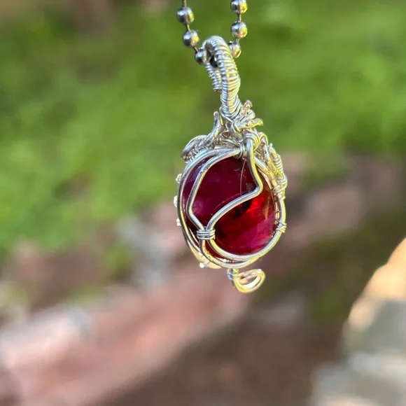 Elegant Silver and Red Wire-Wrapped Pendant Necklace